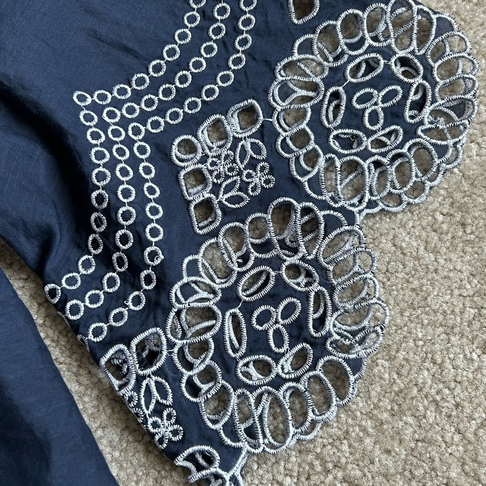 Nice Blouse - image 3